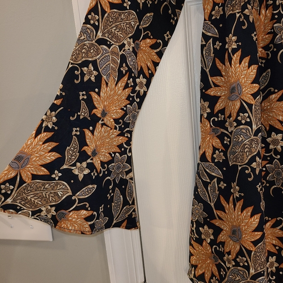 Tularosa REVOLVE 'Audrey' floral mini dress Size S - Picture 2 of 9